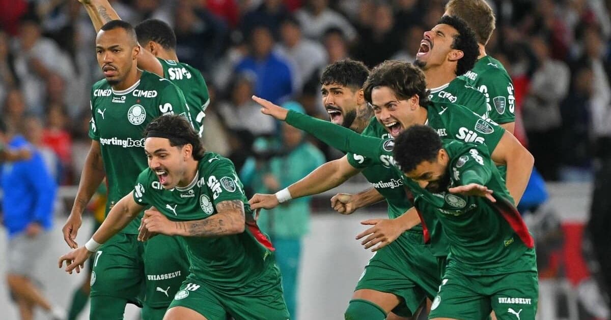 Palmeiras se distancia cada vez mais de rivais paulistas, aponta análise