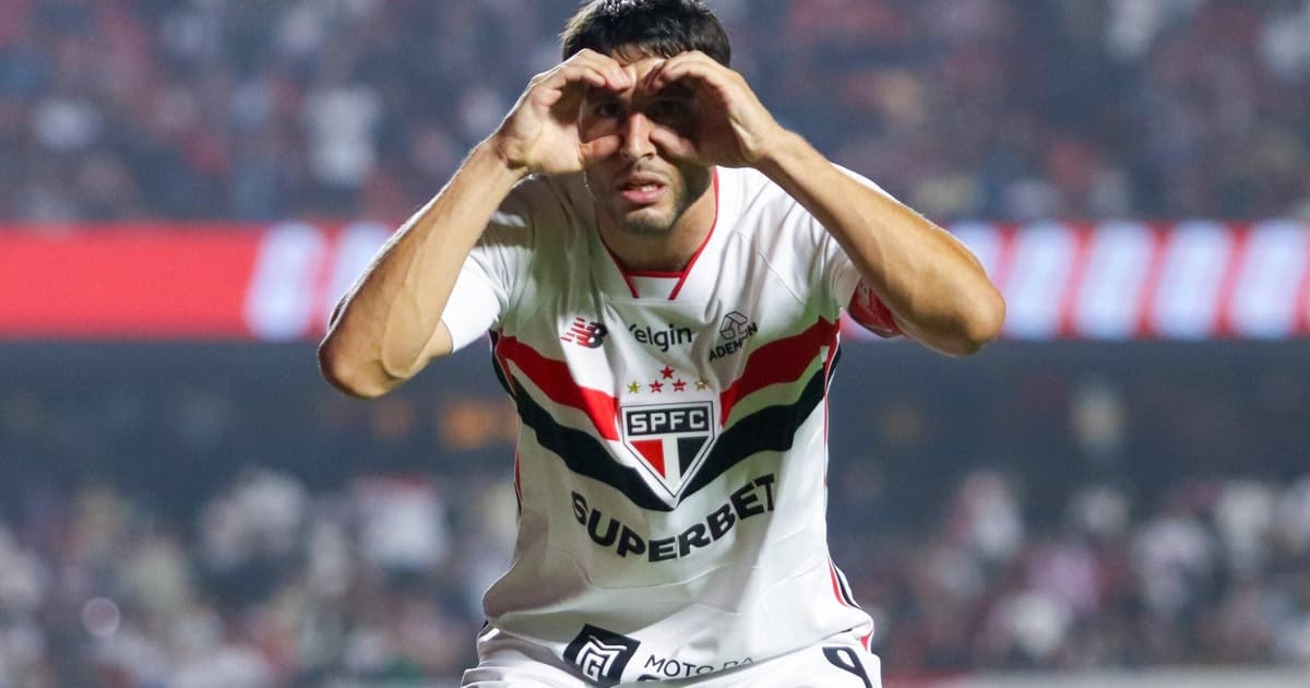 Calleri brilha e São Paulo supera o Internacional no Morumbi