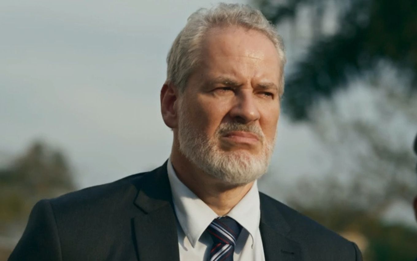 Mistério em Quem Ama Cuida? Ademir é interrogado sobre morte de Arthur