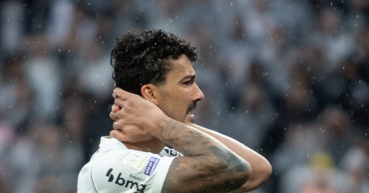 Gustavo Henrique critica situação do Corinthians após derrota para o Fluminense