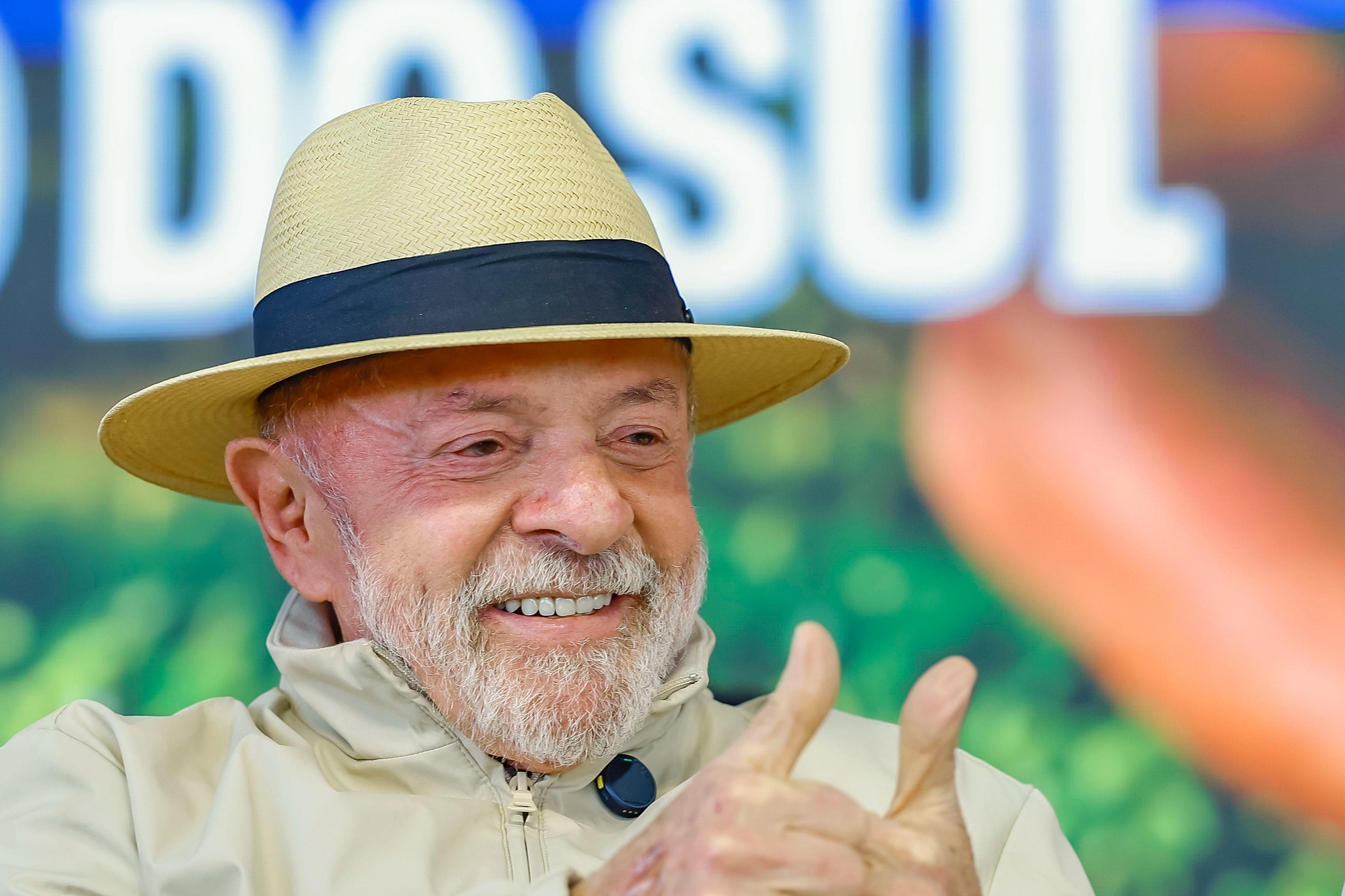 Lula defende valorização do salário mínimo e reformas na Previdência para aposentados
