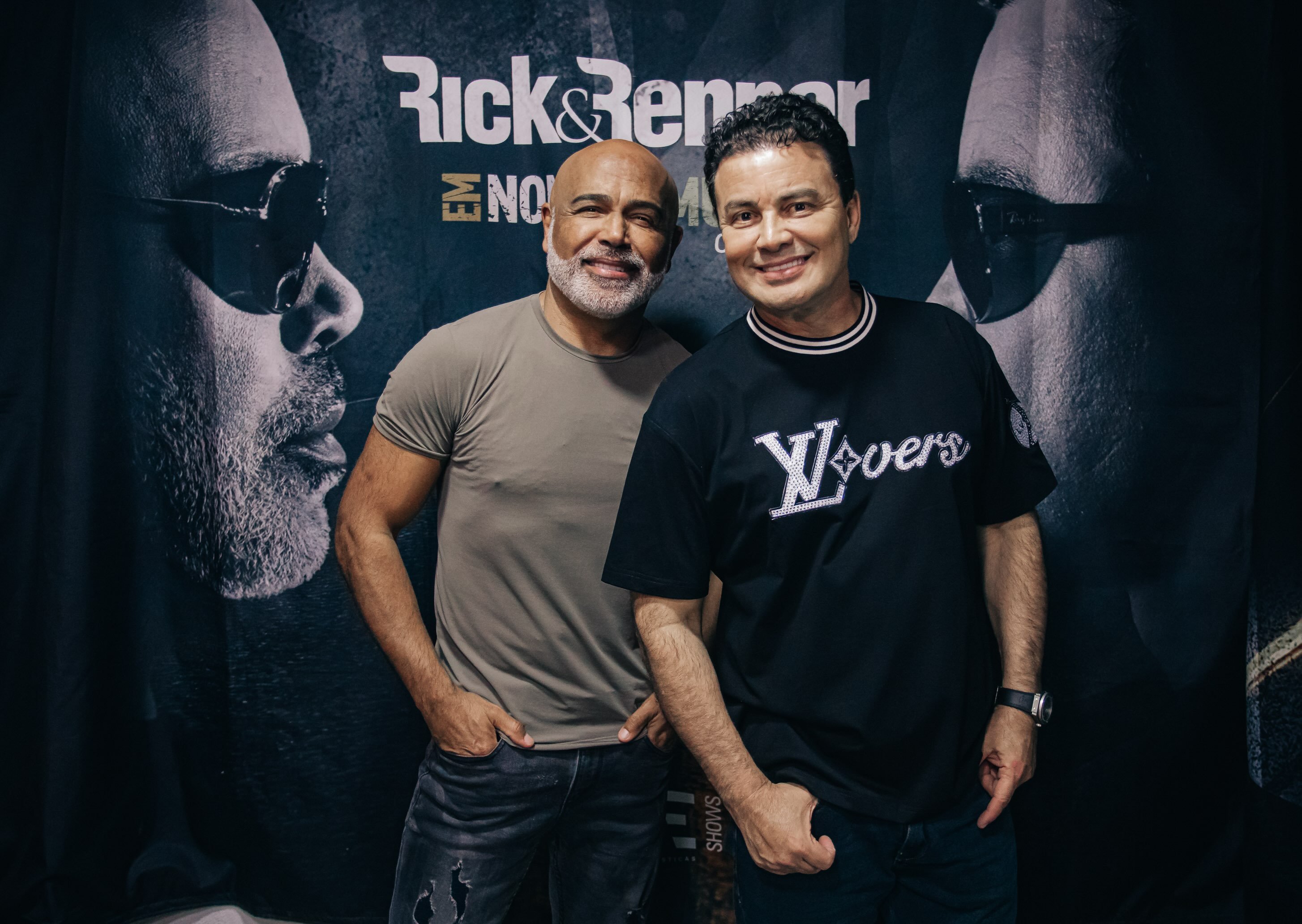 Renner faz apelo após o desaparecimento do helicóptero de Rick em SC