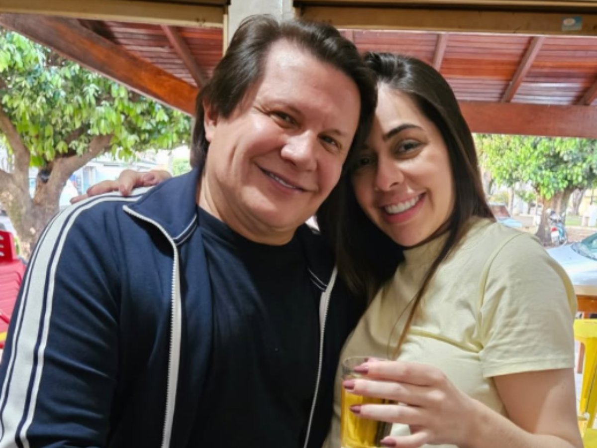 Flávia Correia defende relacionamento com Giovani após críticas: 'Sem explicações'