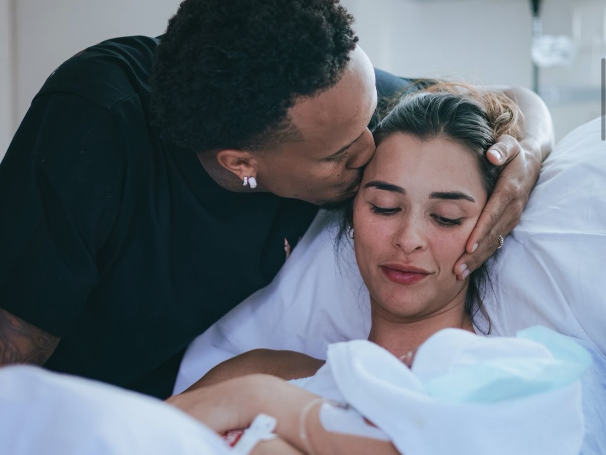 Tainá Castro e Éder Militão celebram a chegada do filho Gabriel: 'Um amor imenso'
