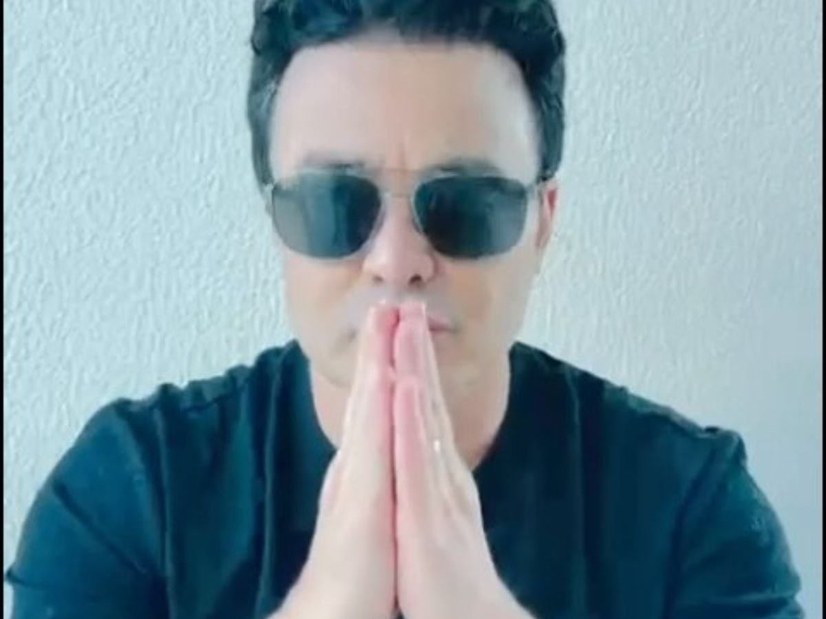Renner se pronuncia após a perda de Rick: 'O show não pode parar'
