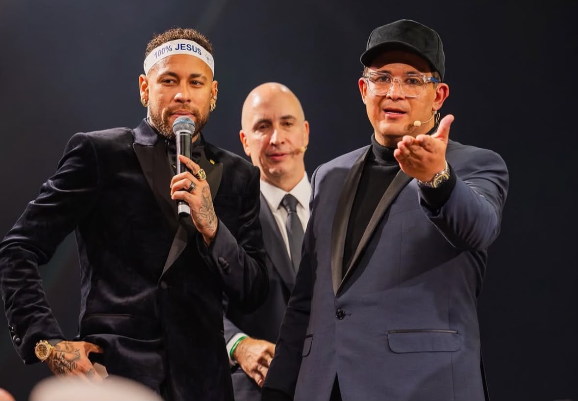 Neymar Jr. presta homenagens a Bruno Avelar após trágico acidente de helicóptero