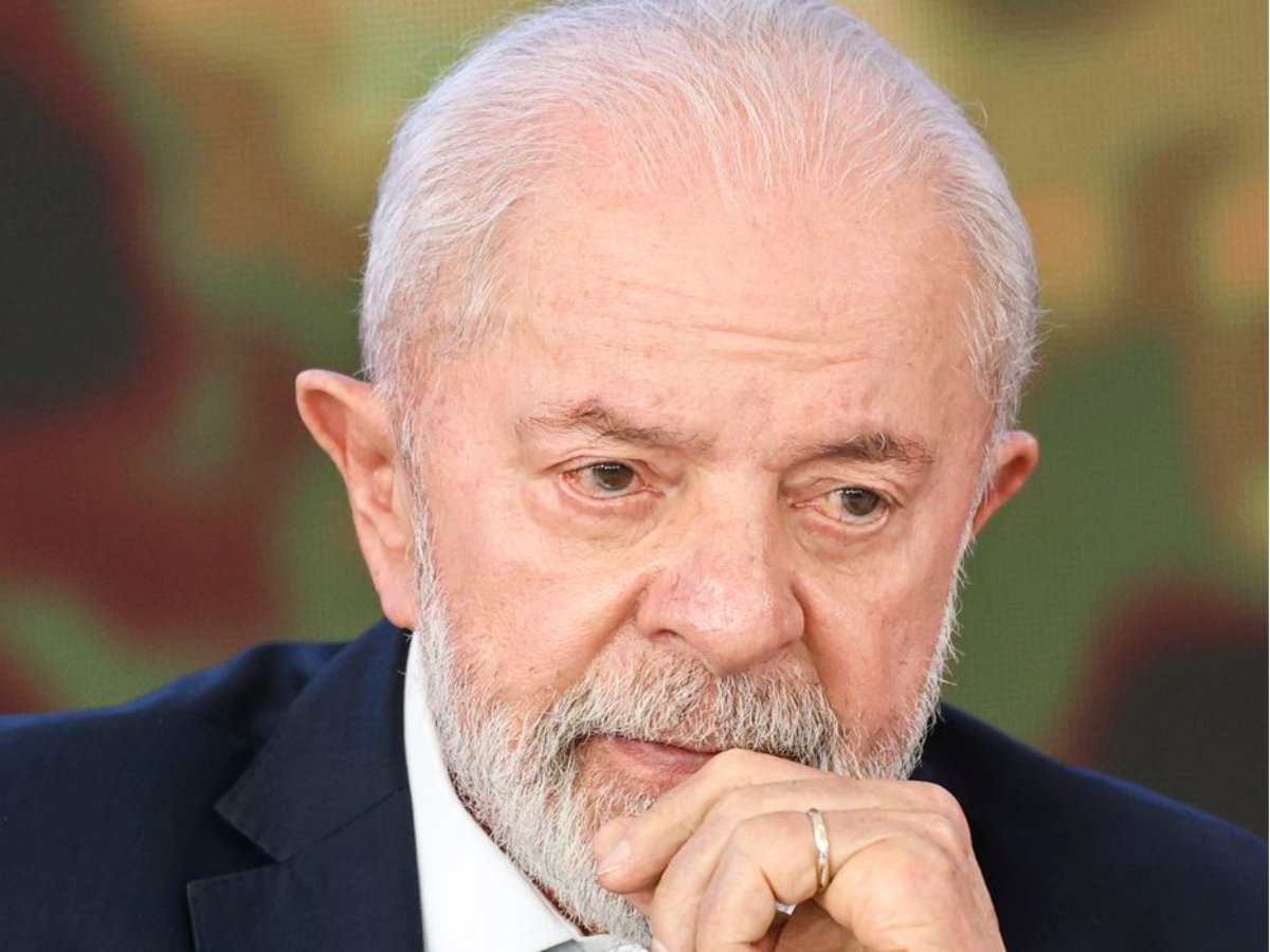 Lula Troca Debate da Globo por Entrevista no Flow Podcast em Nova Estratégia