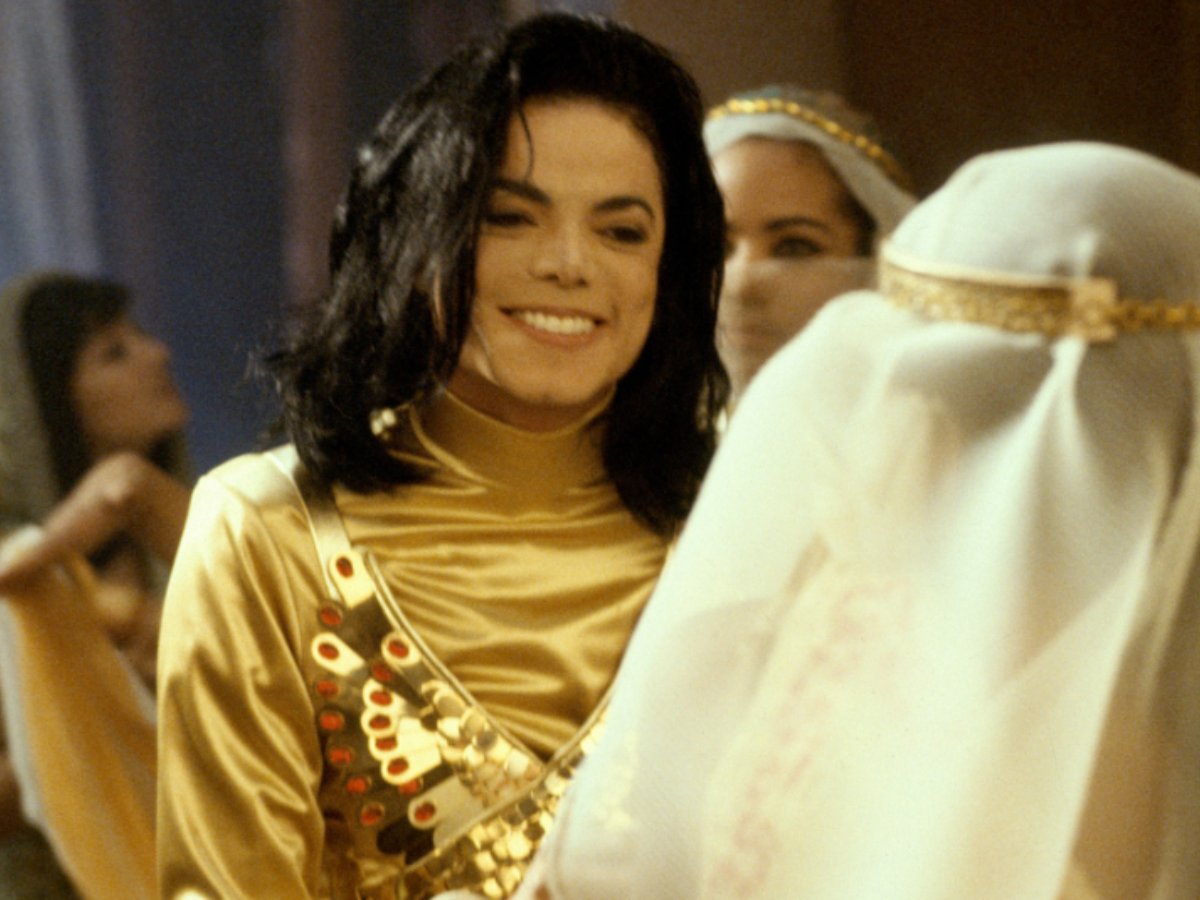 Como a família de Michael Jackson administra milhões após sua morte